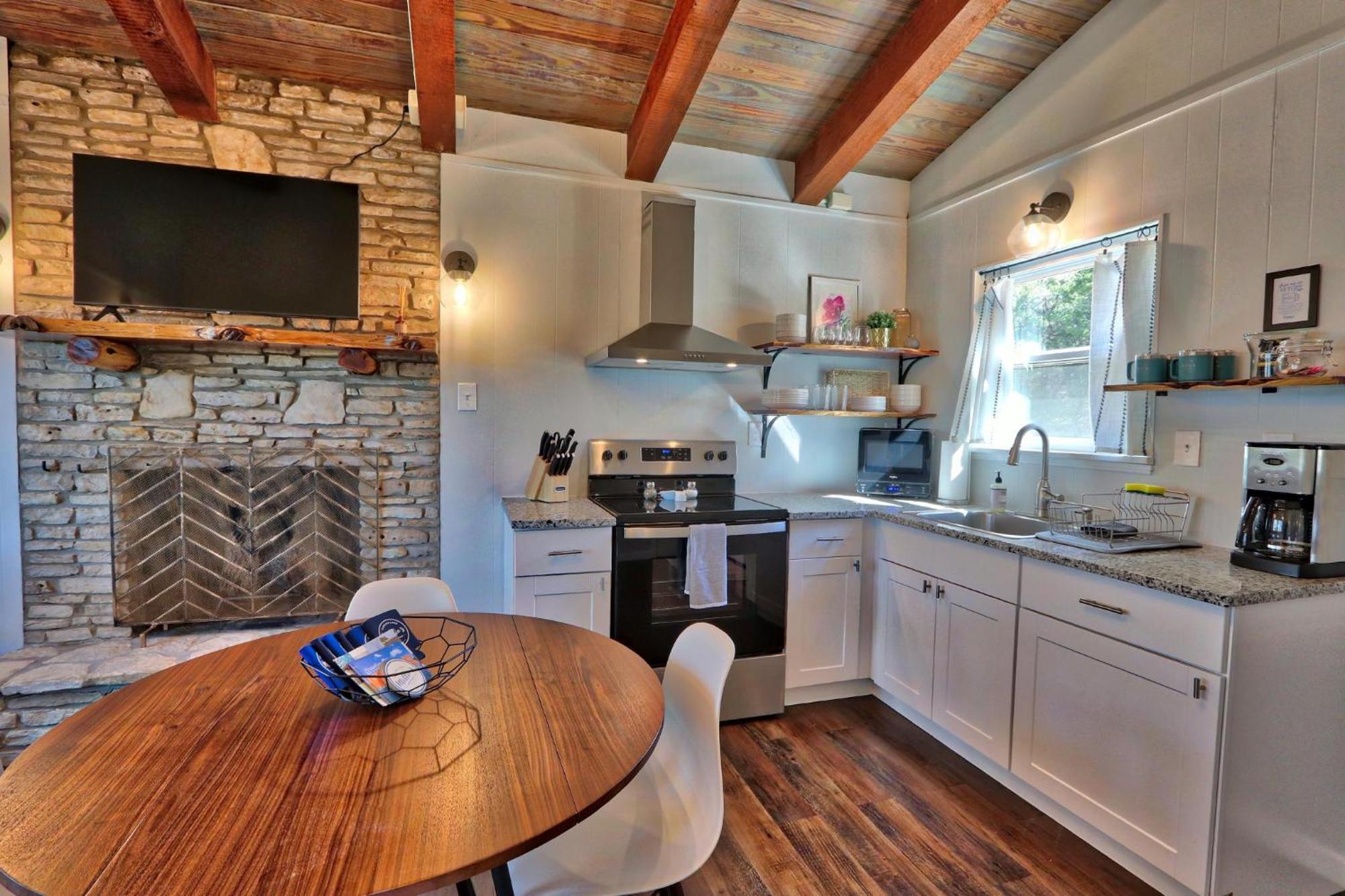 Millie'S Cottages Unit 2 - Annie Canyon Lake Eksteriør billede